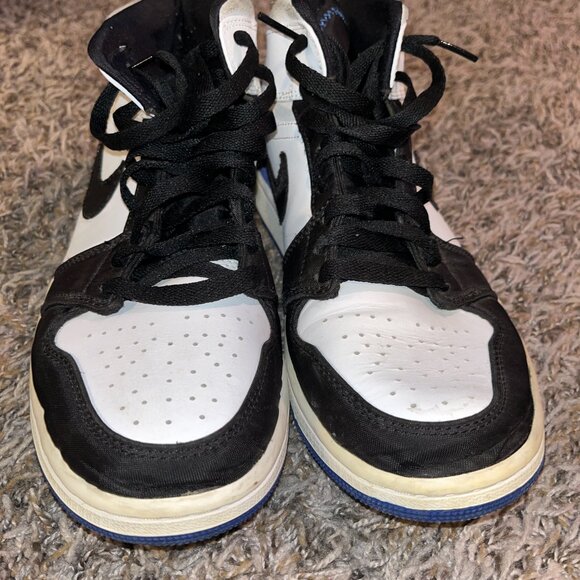 Jordan 1 Mid SE Royal Black Toe men's size 8.5 sneakers - Picture 9 of 10